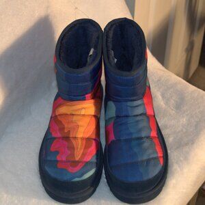 UGG Plush Boot with warm blue fleece lining